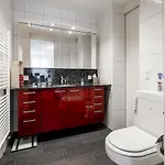Alexandra 513 *